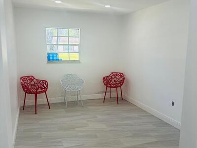 935 34th Avenue, Vero Beach, FL 32960