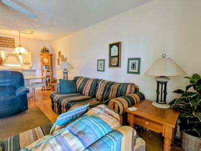 711 Lori Drive, Palm Springs, FL 33461