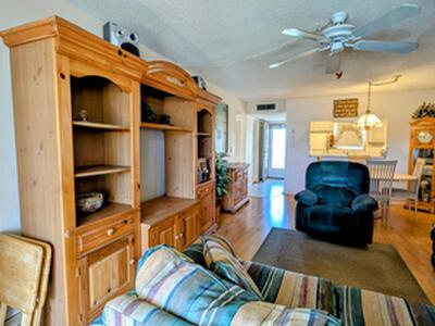 711 Lori Drive, Palm Springs, FL 33461