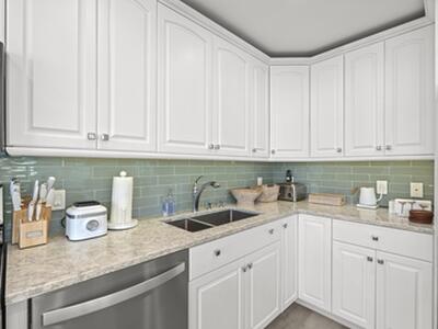 5440 N Ocean Drive, Riviera Beach, FL 33404