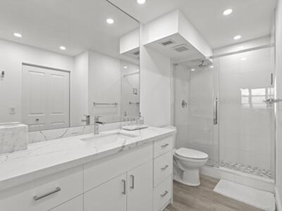 5440 N Ocean Drive, Riviera Beach, FL 33404