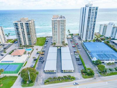 5440 N Ocean Drive, Riviera Beach, FL 33404