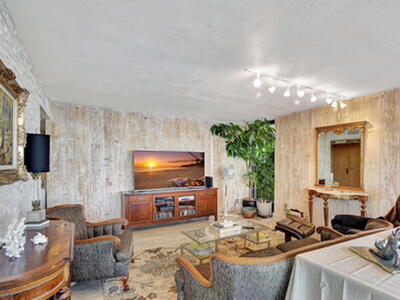 5550 N Ocean Drive, Singer Island, FL 33404