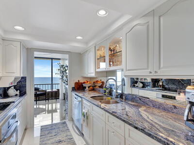 5550 N Ocean Drive, Singer Island, FL 33404