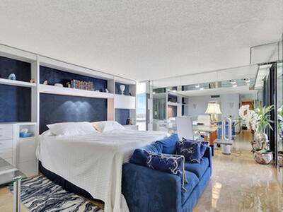 5550 N Ocean Drive, Singer Island, FL 33404