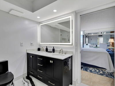 5550 N Ocean Drive, Singer Island, FL 33404