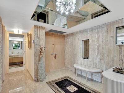 5550 N Ocean Drive, Singer Island, FL 33404