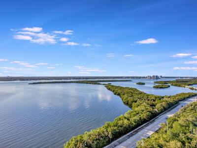 5550 N Ocean Drive, Singer Island, FL 33404