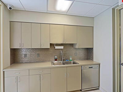 5550 N Ocean Drive, Singer Island, FL 33404