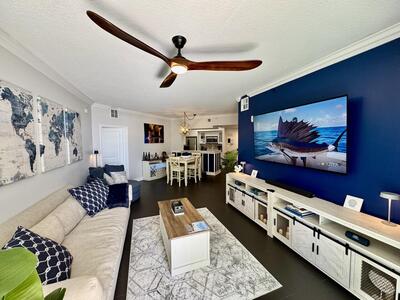 815 NW Flagler Avenue