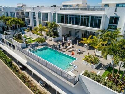 111 SE 1st Avenue, Delray Beach, FL 33444