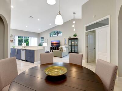 8180 Sandpiper Way, West Palm Beach, FL 33412