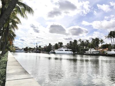 516 Royal Plaza Drive, Fort Lauderdale, FL 33301