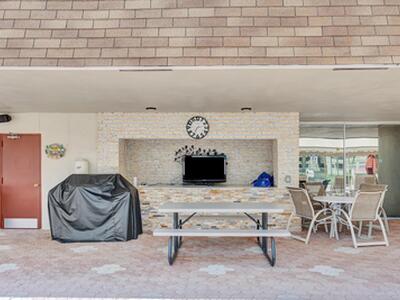 22 Abbey Lane, Delray Beach, FL 33446