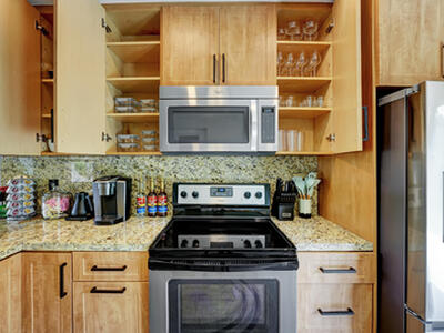 820 NE 17 Street, Fort Lauderdale, FL 33305