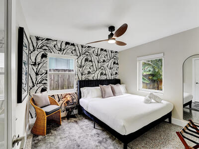 820 NE 17 Street, Fort Lauderdale, FL 33305