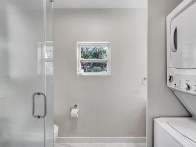 820 NE 17 Street, Fort Lauderdale, FL 33305