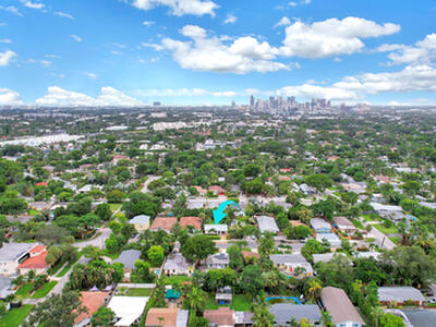 820 NE 17 Street, Fort Lauderdale, FL 33305