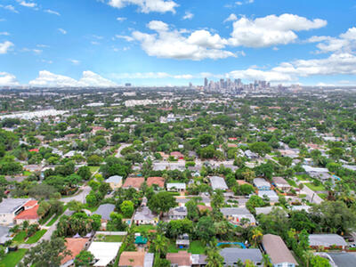 820 NE 17 Street, Fort Lauderdale, FL 33305