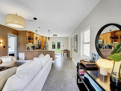 820 NE 17 Street, Fort Lauderdale, FL 33305