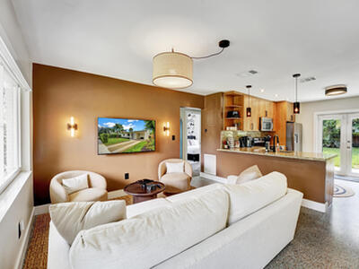 820 NE 17 Street, Fort Lauderdale, FL 33305