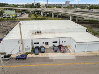 2725 Hillsboro Road