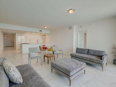 2640 Lake Shore Drive, Riviera Beach, FL 33404