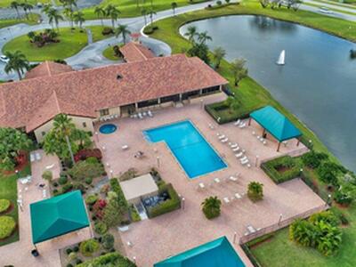 5869 Parkwalk Drive, Boynton Beach, FL 33472