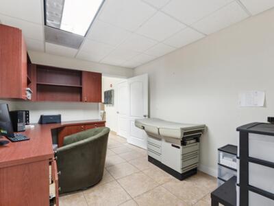 509 Federal Highway, Lake Park, FL 33403