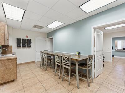 509 Federal Highway, Lake Park, FL 33403