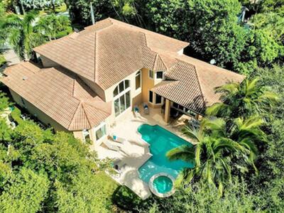 43 Coconut Lane, Ocean Ridge, FL 33435