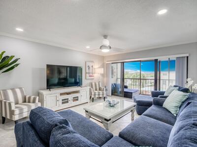 3605 S Ocean Boulevard, South Palm Beach, FL 33480