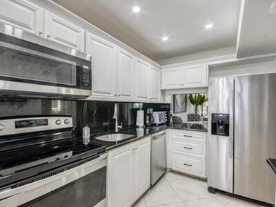 3605 S Ocean Boulevard, South Palm Beach, FL 33480