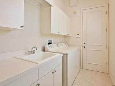 206 Porto Vecchio Way, Palm Beach Gardens, FL 33418