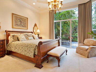 206 Porto Vecchio Way, Palm Beach Gardens, FL 33418