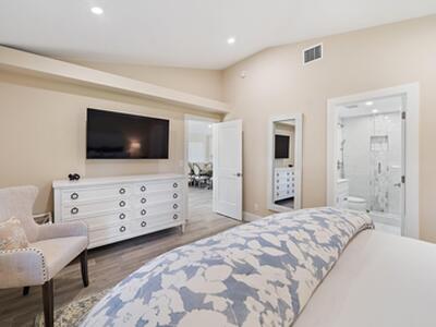 821 Club Drive, Palm Beach Gardens, FL 33418