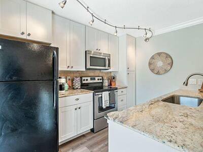 2020 20th Court, Jupiter, FL 33477