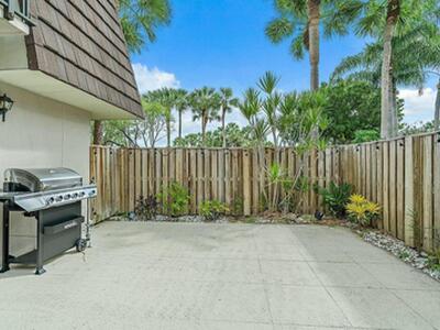 2020 20th Court, Jupiter, FL 33477