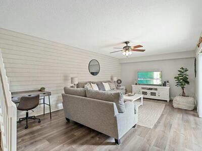 2020 20th Court, Jupiter, FL 33477