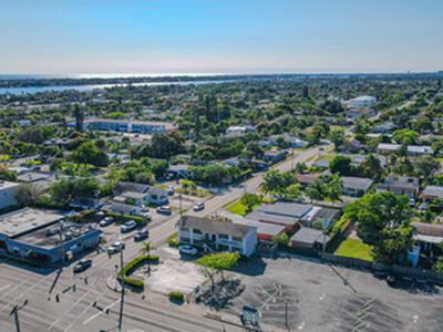 615 W Lantana Road, Lantana, FL 33462