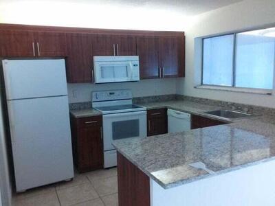 5292 Bosque Lane, West Palm Beach, FL 33415