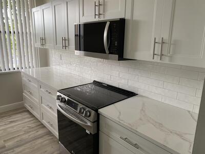 950 Egret Circle