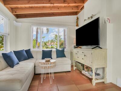 902 E Boca Raton Road, Boca Raton, FL 33432