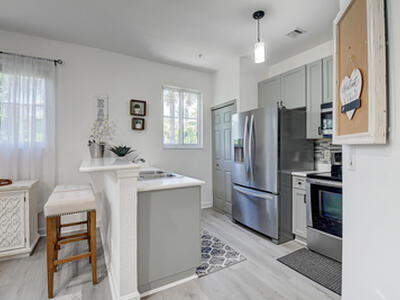 525 Bayfront Drive, Boynton Beach, FL 33435