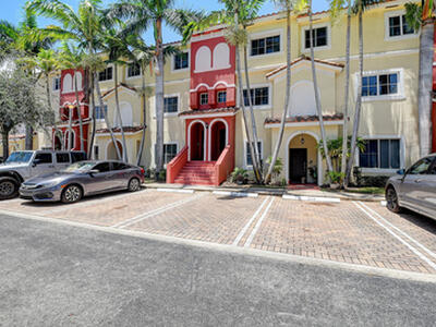 525 Bayfront Drive, Boynton Beach, FL 33435