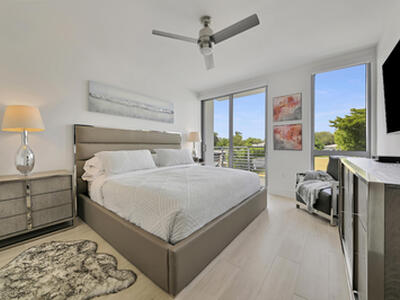 111 SE 1st Avenue, Delray Beach, FL 33444