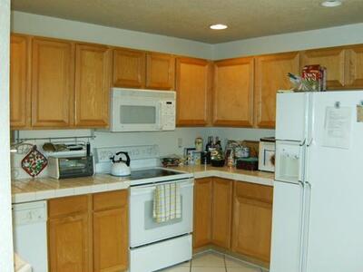 5260 Grand Palm Circle, Delray Beach, FL 33484