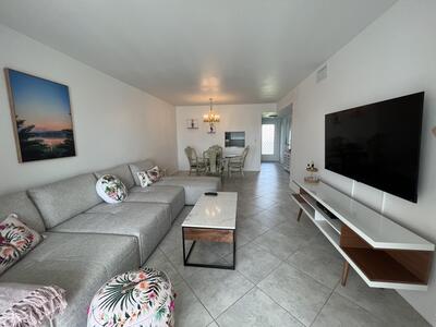 2515 NE 1st Court, Boynton Beach, FL 33435