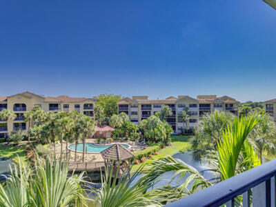 500 Uno Lago Drive, Juno Beach, FL 33408