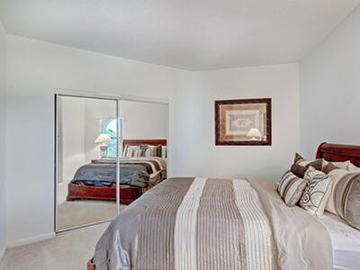 500 Uno Lago Drive, Juno Beach, FL 33408